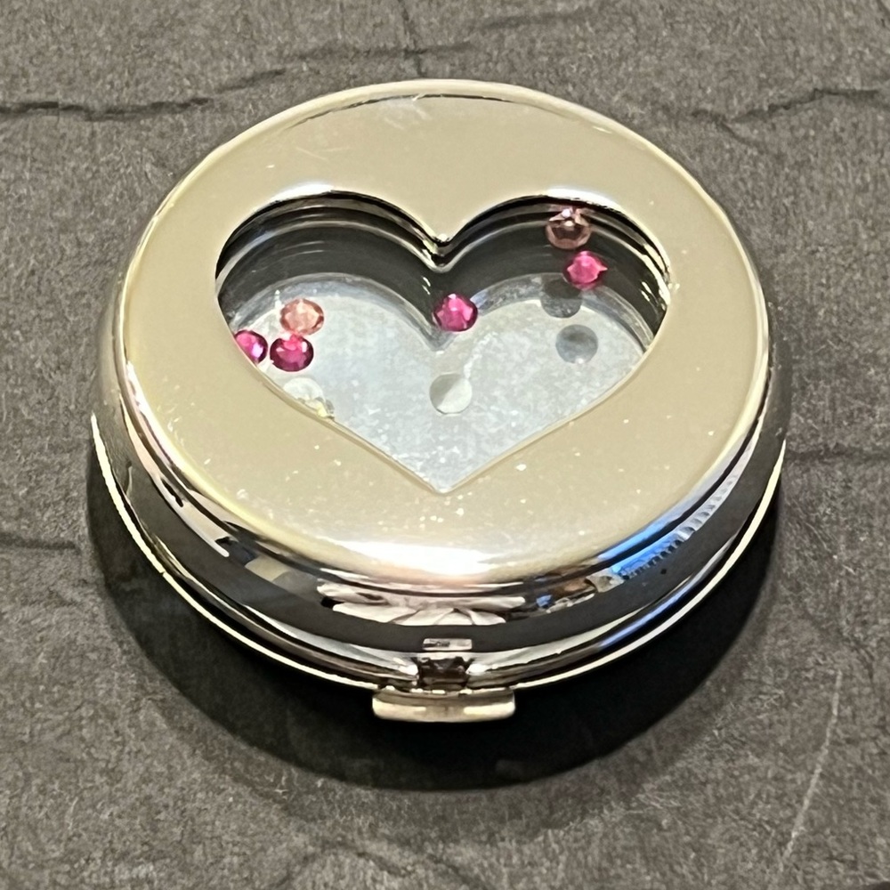 NEW Limited authentic gorgeous Swarovski Compact Mirror, comes in box